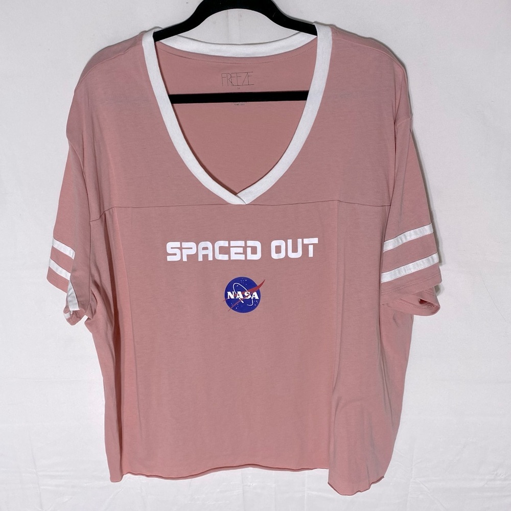 Freeze Pink V Neck Cropped NASA Graphic Tee 3X